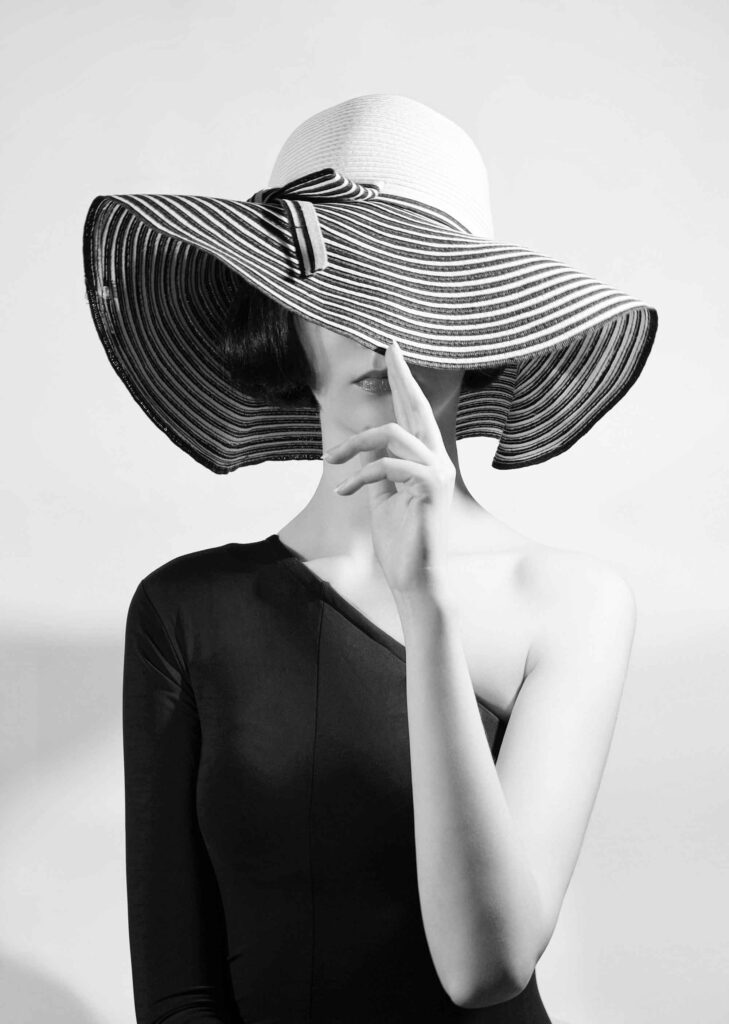 photo girl in hat